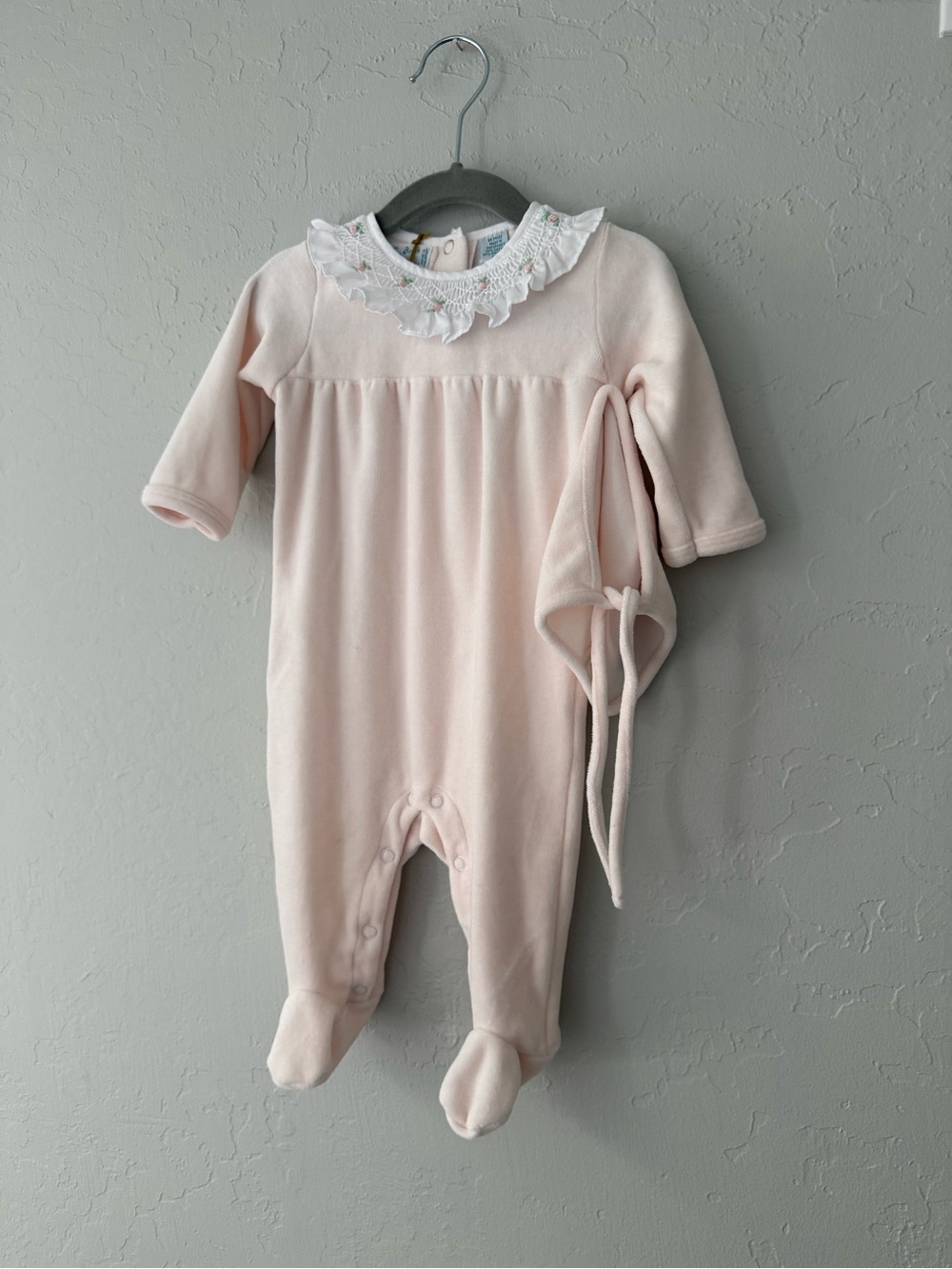 Feltman Brothers Baby Pink Velour Footed Romper & Bonnet Set 6-9M NWT - Picture 4 of 5
